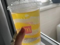 美汁源椰子水饮-麦当劳(杭州临平万达广场店)
