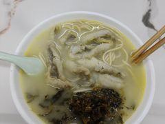 -明呈黄鱼面馆(斜土路店)