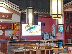 -川流不息·地道川菜·小龙虾(新松江路店)