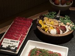 -三出山火锅(南京万象天地店)