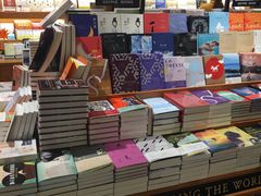 -西西弗书店&矢量咖啡(凯德晶萃广场店)