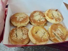 -华荣西饼屋(永护店)