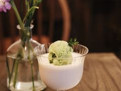 红茶奶冻冰激凌-嘁嘁茶泡饭