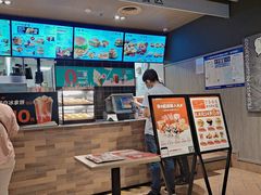 -肯德基(中纬店)