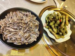 -沪上名羊天下•烤羊腿•东北烧烤•小龙虾(浦东直营总店)