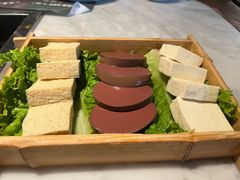 -尚尚仙·酸汤猪手·猪肚鸡火锅(华联万柳购物中心店)