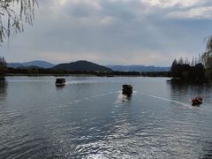 -绍兴东湖风景区