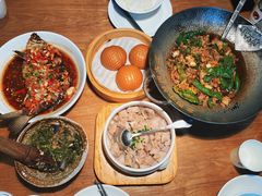 -费大厨辣椒炒肉(万家丽一店)
