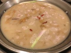 -老来福·非遗酸汤兔(凯旋路店)