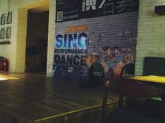 -JINNS锦时 steak&pizza(浸信会礼拜堂旧址店)