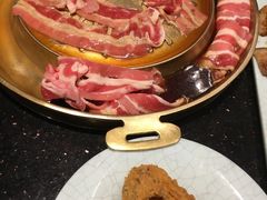 -猪啊牛呀羊啊铜盘烤肉(正大广场店)