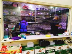 -杨铭宇黄焖鸡(新华路店)