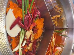 -廖掌柜·重庆鲜货火锅(上海首店)