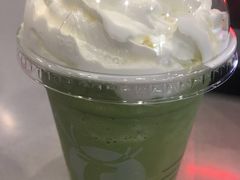 -瑞幸咖啡(巴黎春天陕西路店)