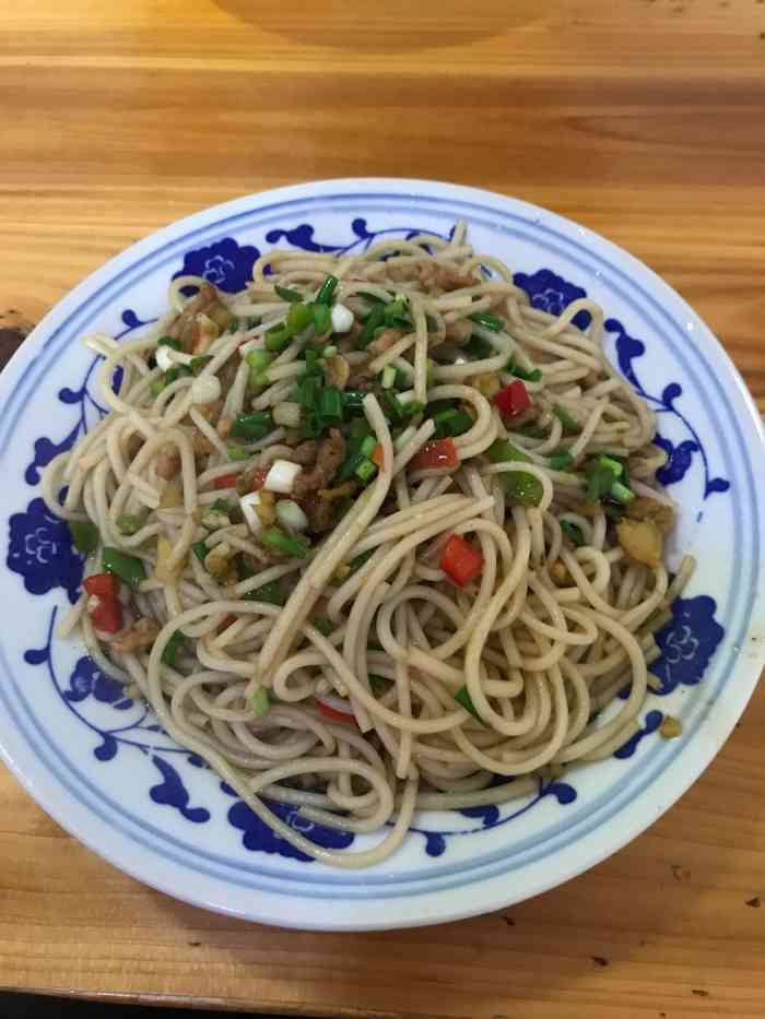 广味炒粉(广丰店)-"广丰的炒粉价格越来越高了,谁知过年每年都.