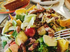 -Rabbit Cafe私房西餐甜点咖啡(栖霞路店)