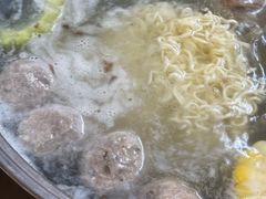 -官塘陈记鱼生·潮汕砂锅粥·牛肉火锅(潮枫路总店)