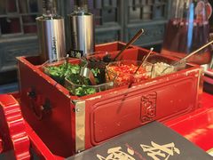 -小龙翻大江文化火锅(宽窄店)