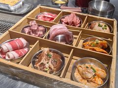 -马路牙子烧烤馄饨酒馆(望京店)
