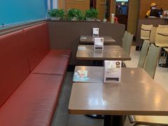 -灵芝妹子海鲜米线(瓦房店新玛特店)
