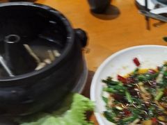 -老滇山寨•云南特色菜•地方菜•民族风情歌舞表演(金碧店)