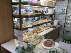 面包甜点陈列柜-袁记云饺(鼓楼店)