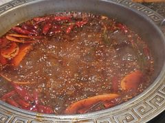 -杨肥肠火锅大排档(火车站花园店)