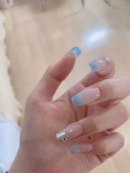 -UGIRL有个美甲