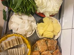 -洞庭洲·防空洞火锅·铜锅涮肉·烧烤(新百广场店)