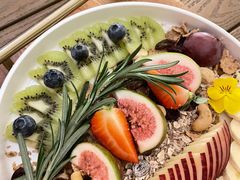 -Mark&Mars Restaurant