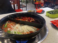 -钢管厂五区小郡肝串串香(南山店)