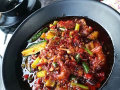 -凤凰路何眼镜香辣蟹(花果园店)