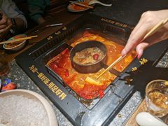 -老牌坊云南鱼豆花火锅(哈西万达店)