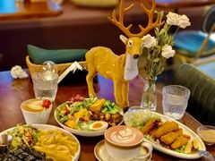 -mordew加州日记西餐&小酒馆(新天地店)