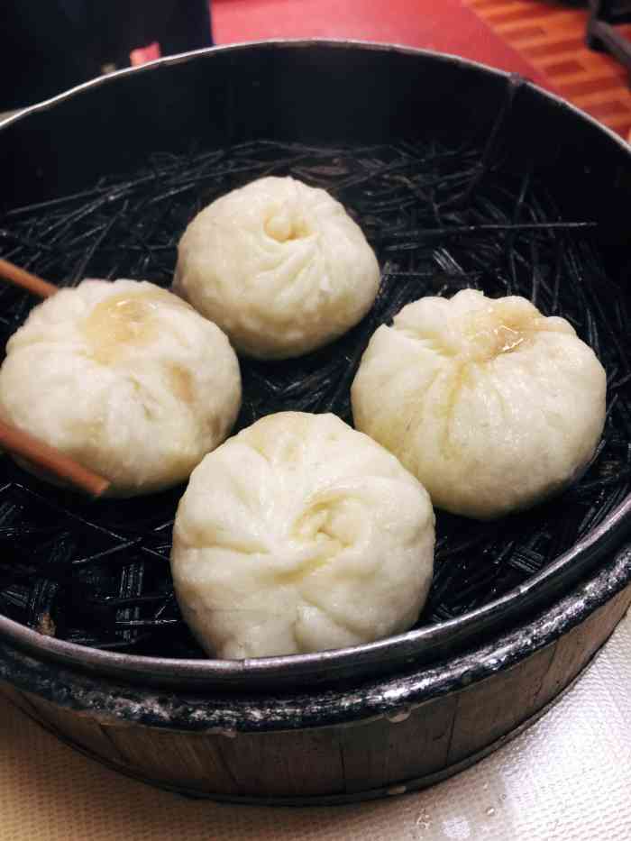 李记包子铺-"才吃了面,看到包子又猴刨刨的想吃,这家点.