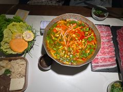 -旺福·贵州酸汤牛肉火锅(陆悦天地店)