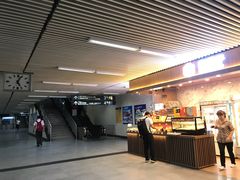 -宝山路(地铁站)