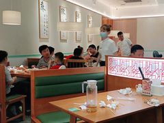 大堂-诚铭记·虾仁汤包·成都小吃(融创店)