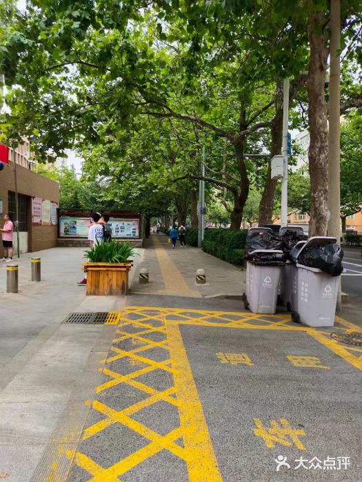 山东省青岛第二中学(江西路分校)图片