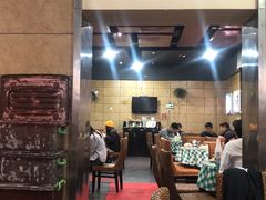 大堂-昱龙大盆牛蛙馆(三兴街总店)