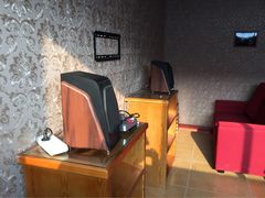 -蜂鸟快修喷漆钣喷汽修旗舰工厂(军工路店)
