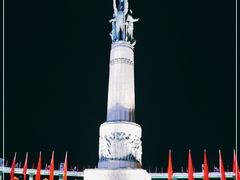 -人民防洪胜利纪念塔