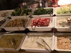 -大中华希尔顿酒店-念自助餐·嗨啤·小龙虾