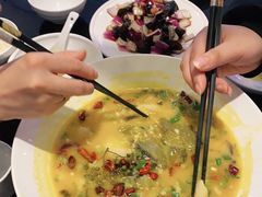 -皇城根·烤鸭·鱼头·家常菜(欧亚大观乐活城店)