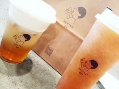 金凤茶王-喜茶(上海正大广场店)
