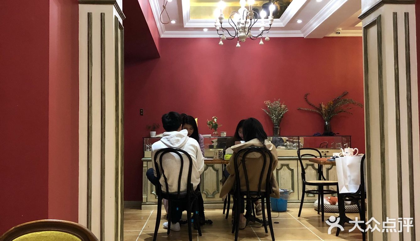 用心别致的意大利首饰&咖啡店