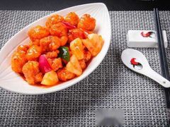 菠萝咕噜肉-聚义山庄