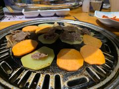 -唯成•韩国炭火烤肉 유성고기