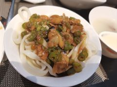 -粤汕小厨(北站店)