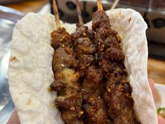 -哈尔滨小酒馆·鲜肉现穿自助烧烤(康新花园店)